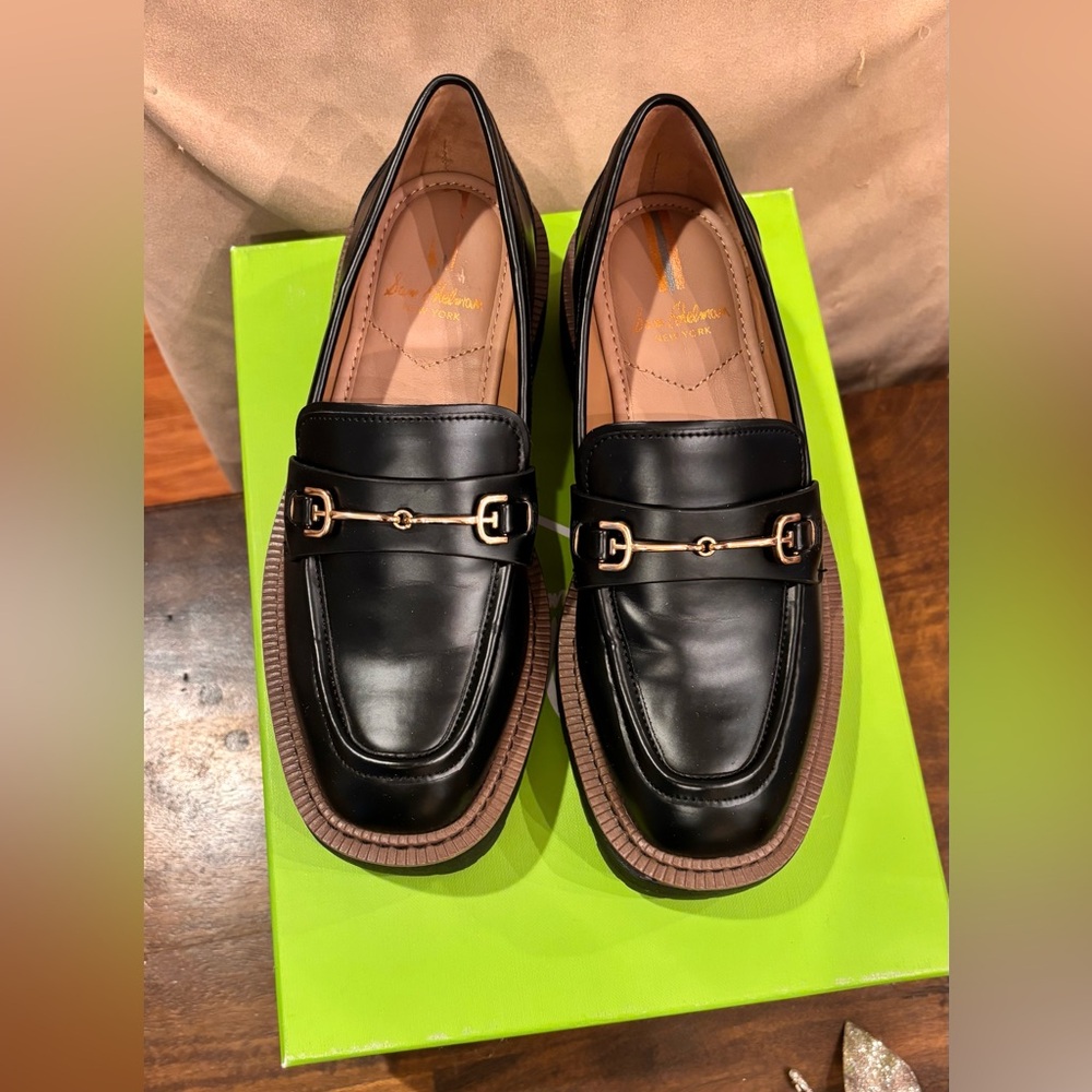 NEW SAM EDELMAN LOAFERS